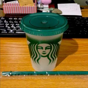 Starbucks Reusable Grande Cup